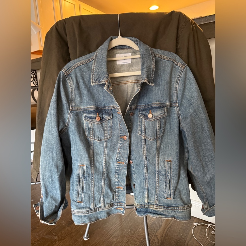 Old Navy Classic Light Wash Denim Jacket - Light Blue